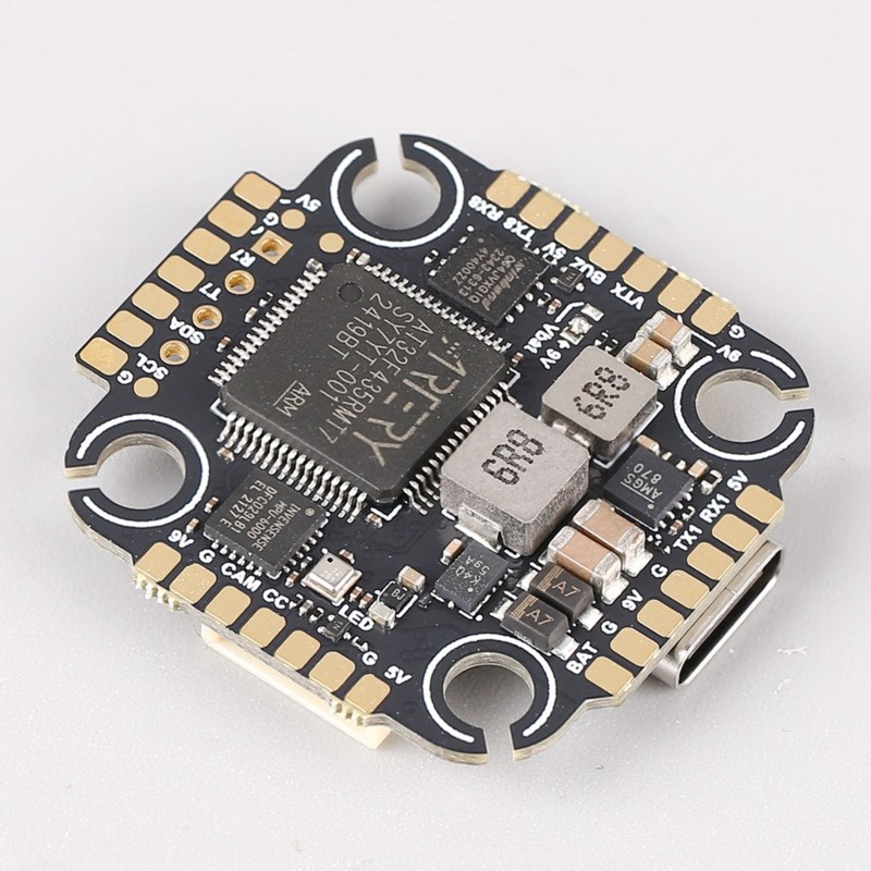 B68A Black Sheep Lucid – kontr – Drone Racing Flight Controller recenzja i cena